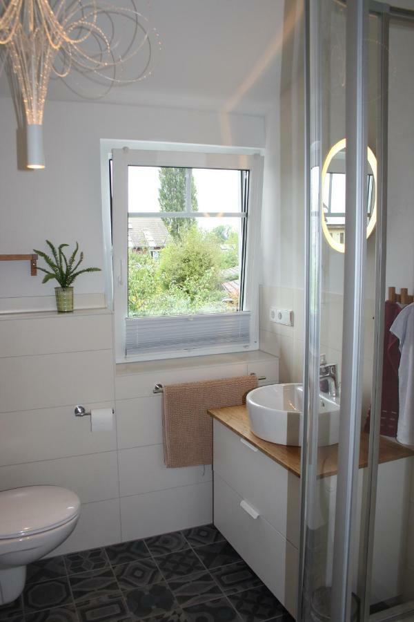 Ferienwohnung Anna - Charmante Ferienwohnung In Bevorzugter Lage Konstanz Exterior photo